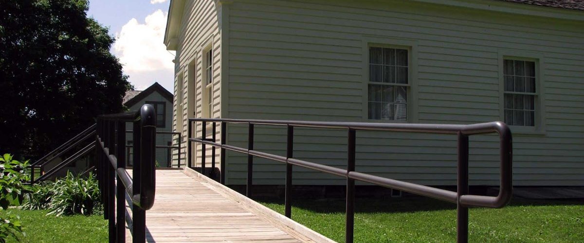heho_schoolhouse_ramp_2x1ratio